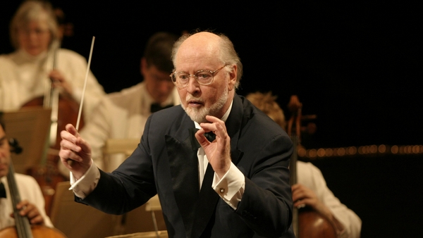 https://www.starwars-universe.com/images/actualites/disneylogie/John-Williams-Conducts.jpg