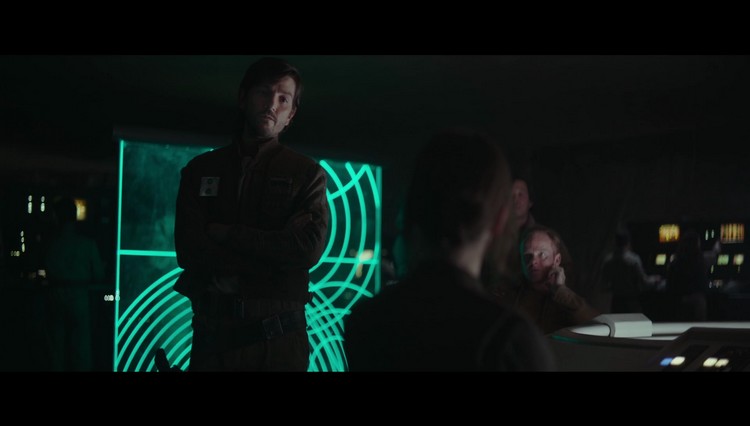 https://www.starwars-universe.com/images/actualites/rogueone/trailer2/vlcsnap-2016-10-13-18h23m55s250.jpg