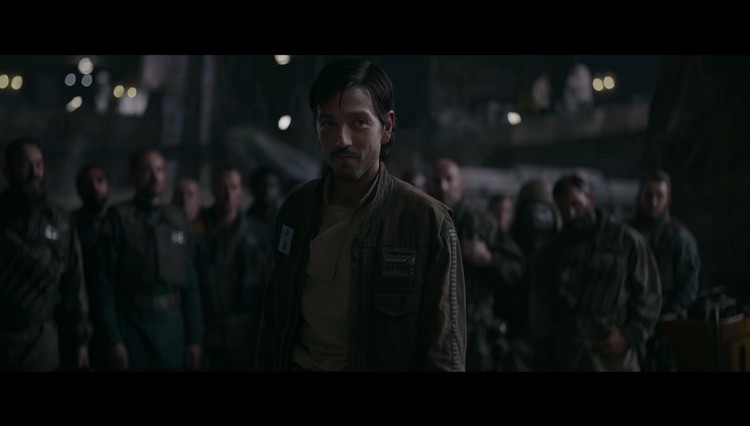 https://www.starwars-universe.com/images/actualites/rogueone/trailer2/vlcsnap-2016-10-13-18h35m55s190.jpg