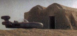 Une autre vue de la maison de Ben Kenobi