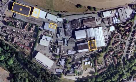 vue satellite des studios Shepperton avec en jaune les plateaux utilisés par Star Wars